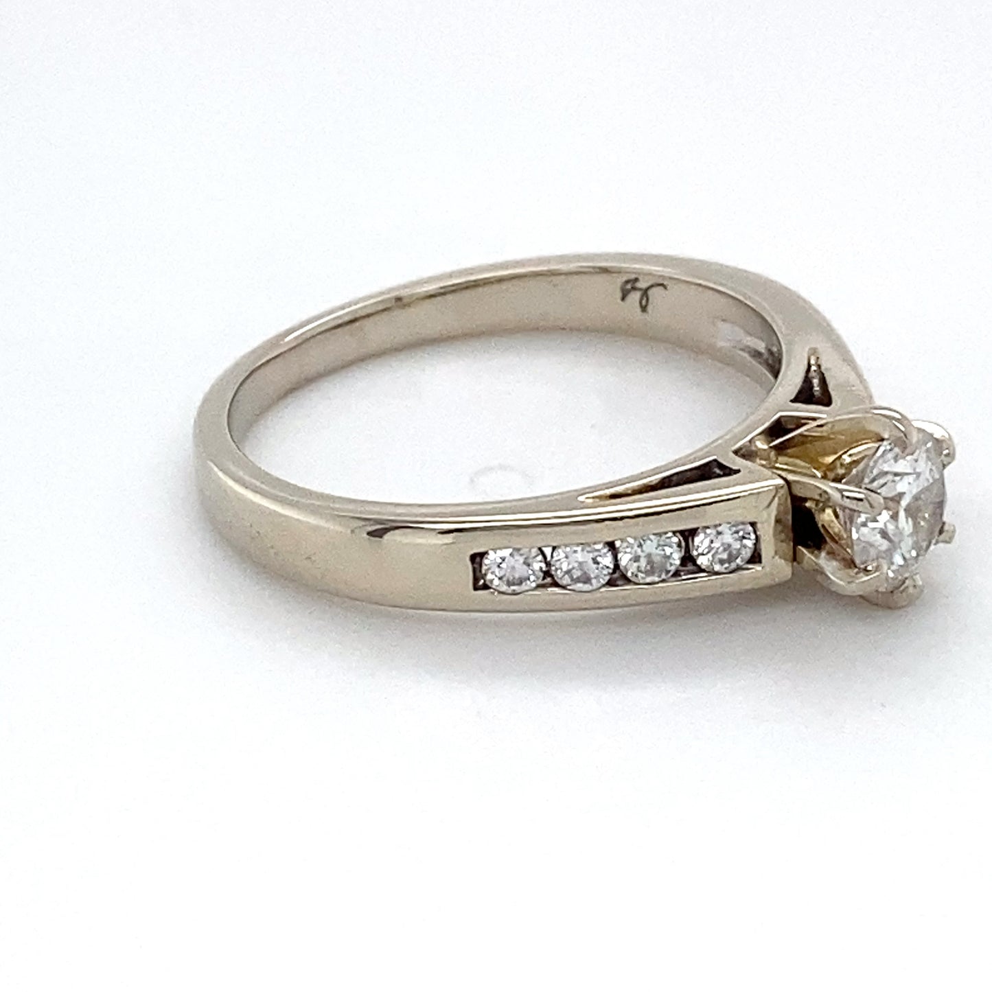 14K Yellow Gold Diamond Ring; 0.75CTW; Size 7; 3.3g