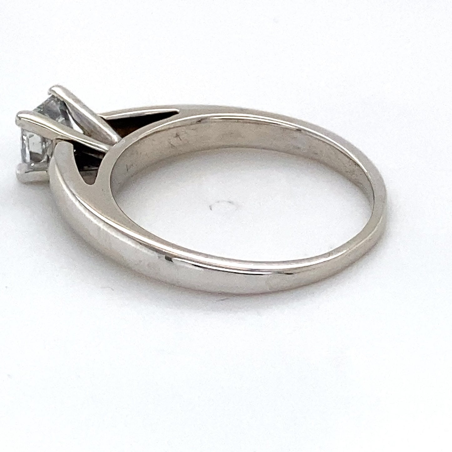 14K White Gold Diamond Solitaire Ring; 0.62CTW; Size 7.25; 4.2g
