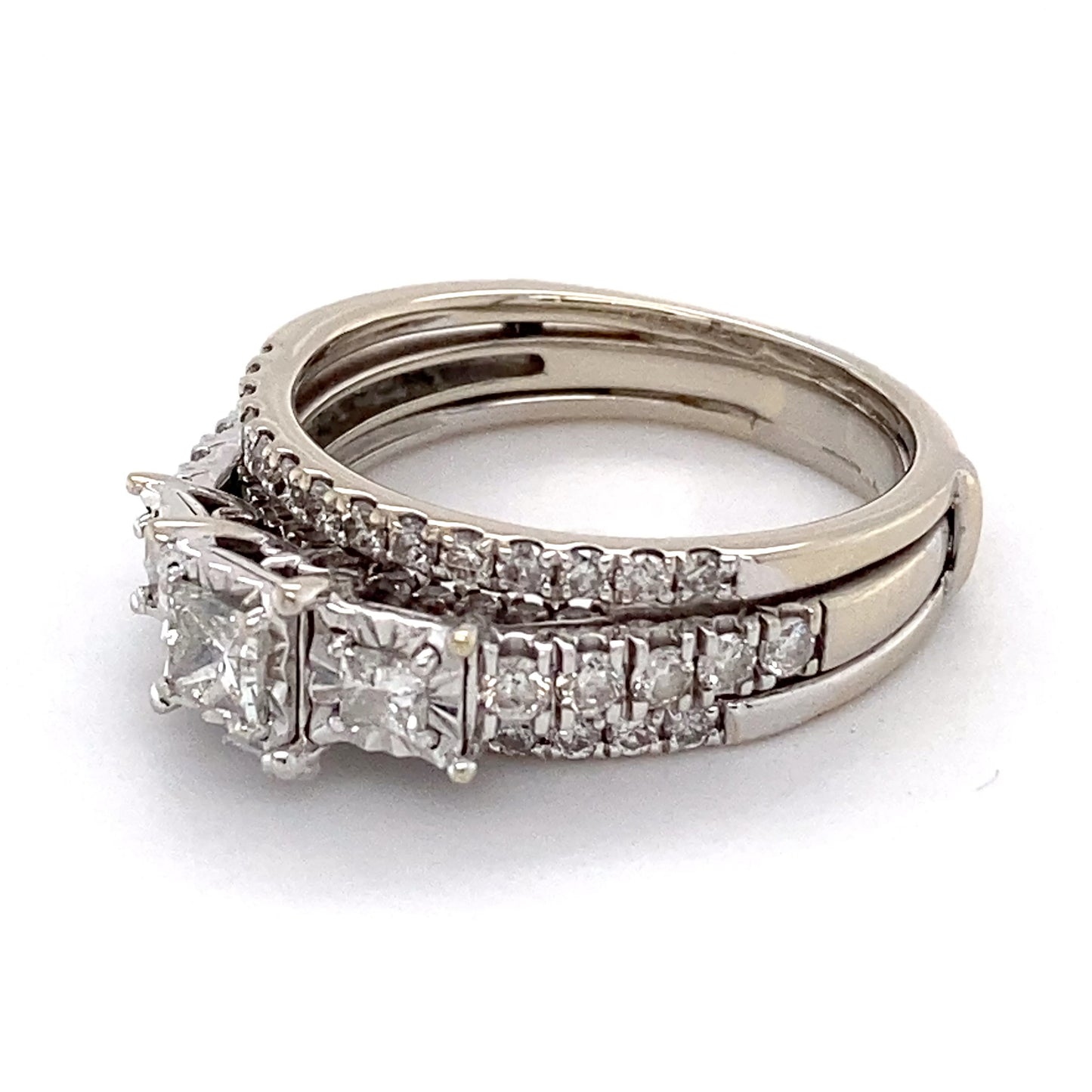 14K White Gold Diamond Ring; 0.75CTW; Size 8.5; 6.0g