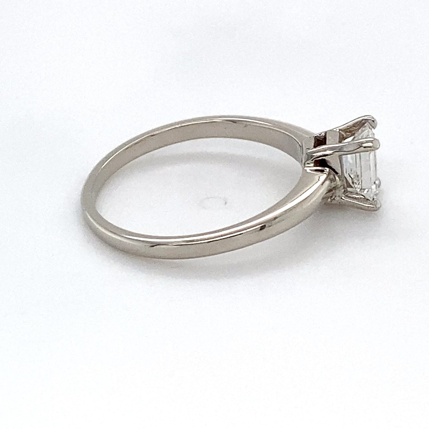 14K White Gold Diamond Ring; 0.55CTW; Size 4.5; 1.7g
