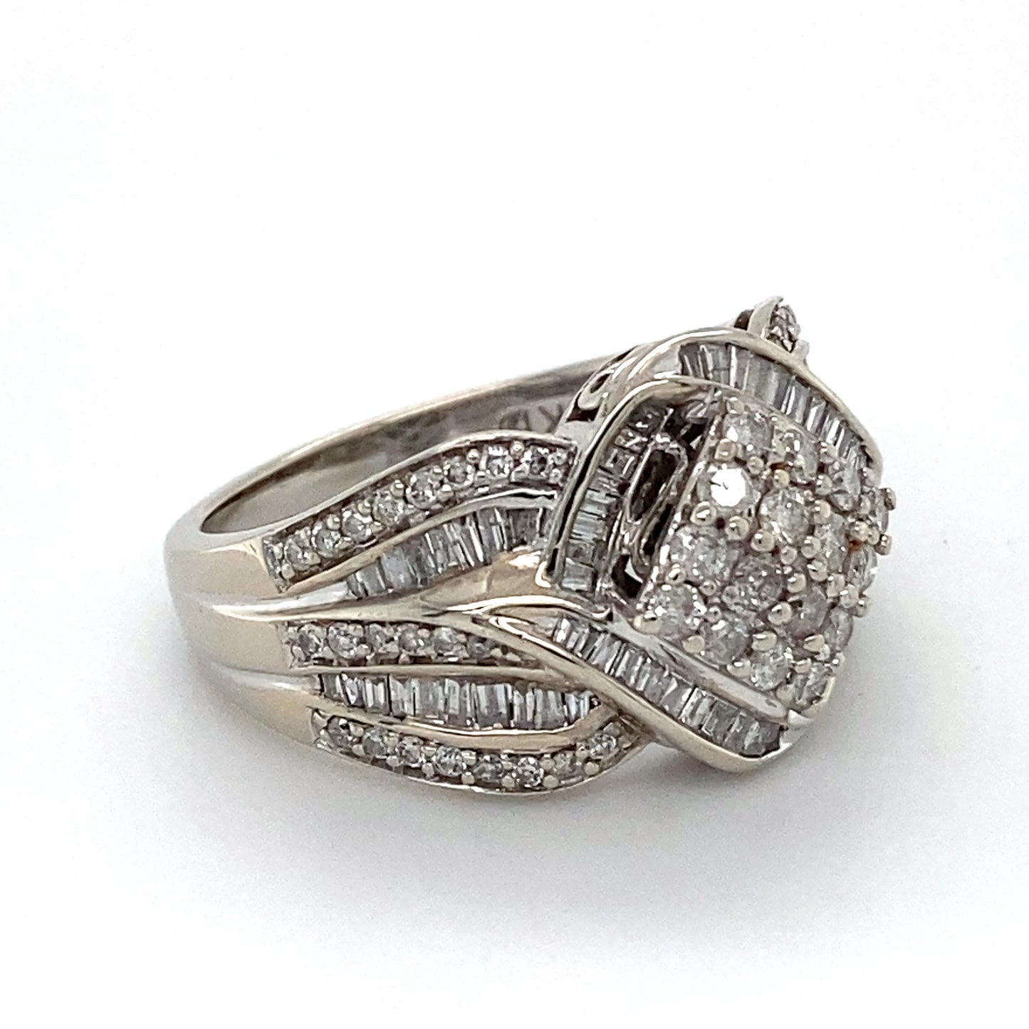 10K White Gold Diamond Ring; 1.25CTW; Size 7; 5.9g