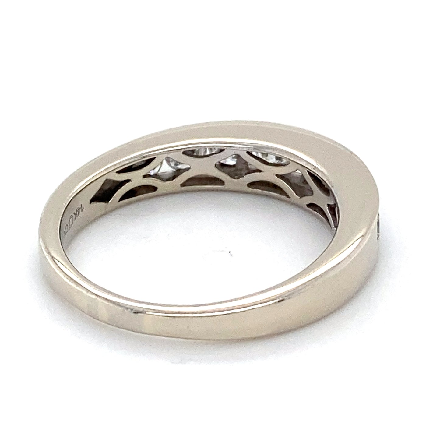 14K White Gold Diamond Ring; 1.00CTW; Size 8; 4.1g