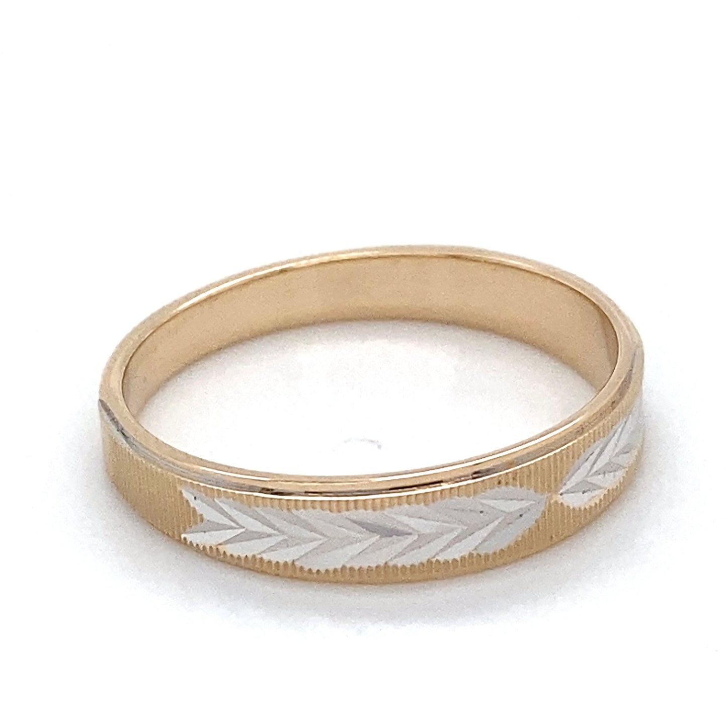 14K Two-Tone Yellow & White Gold Ring; 2.1DWT; 3.2g; Size: 10