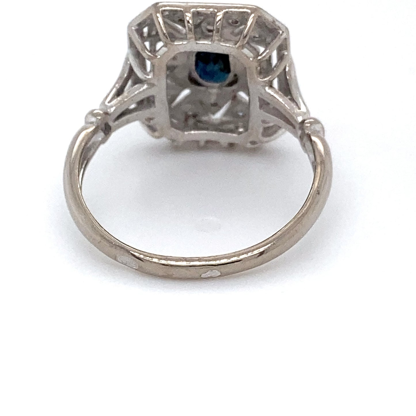 18K White Gold Sapphire & Diamond Ring; 0.08CTW; Size 6.5