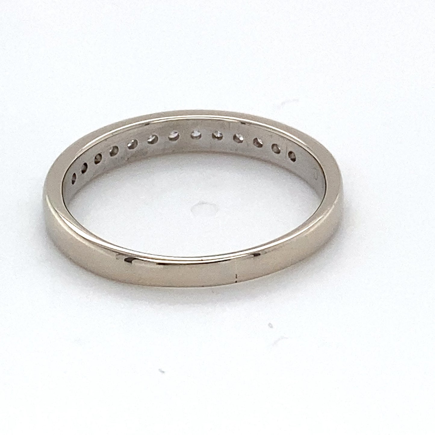 14K White Gold Diamond Ring; 0.16CTW; Size 8; 2.5g