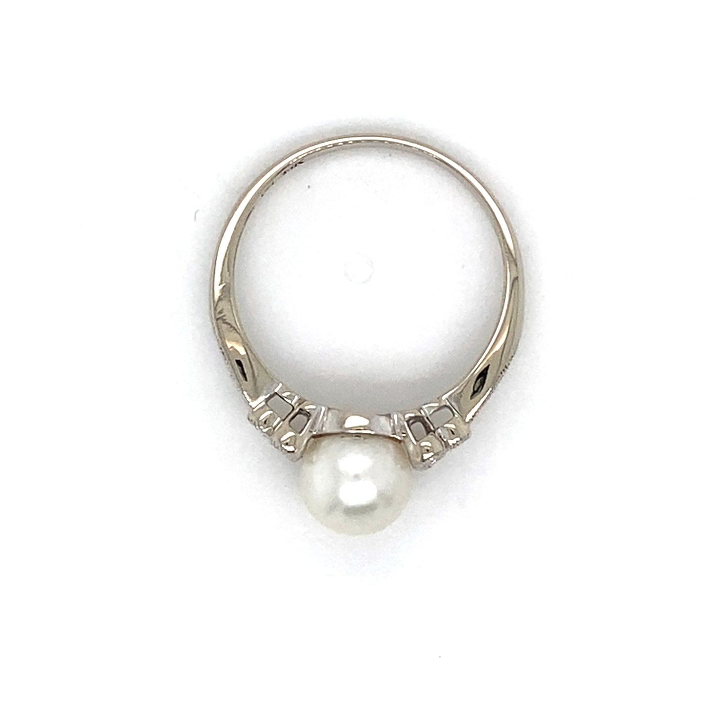 14K White Gold Pearl and Diamond Ring; 0.08CTW; Size 7