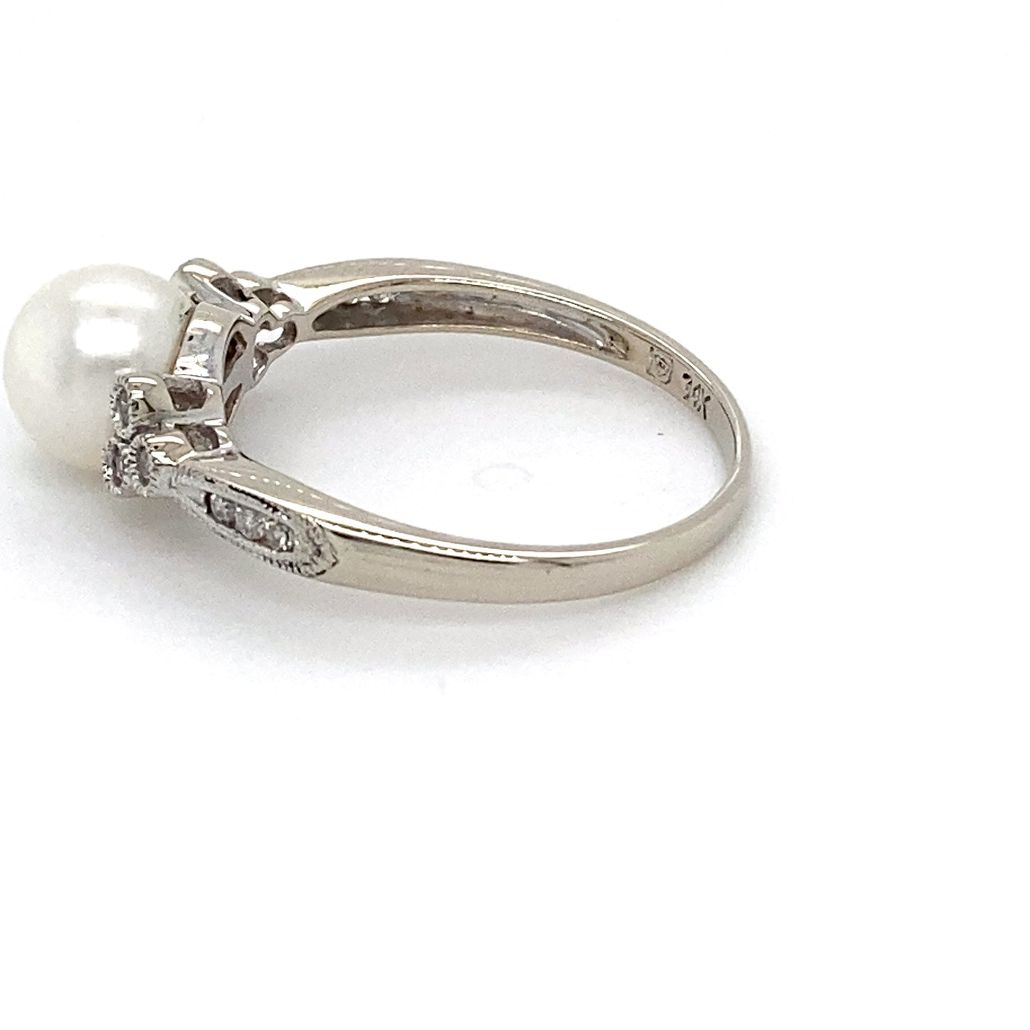 14K White Gold Pearl and Diamond Ring; 0.08CTW; Size 7