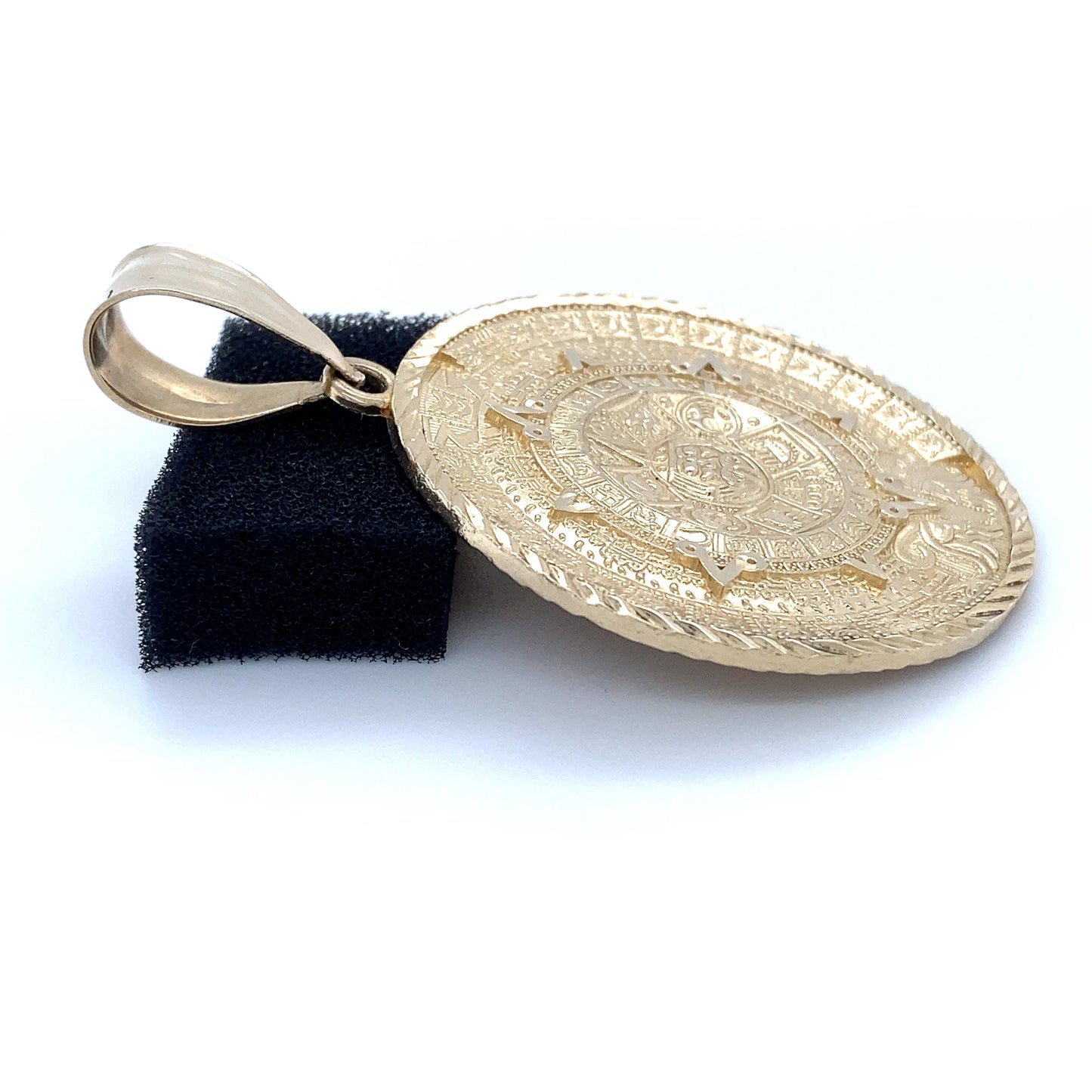 10K Yellow Gold Aztec Calendar Stone Pendant; 6.7DWT; 10.5g