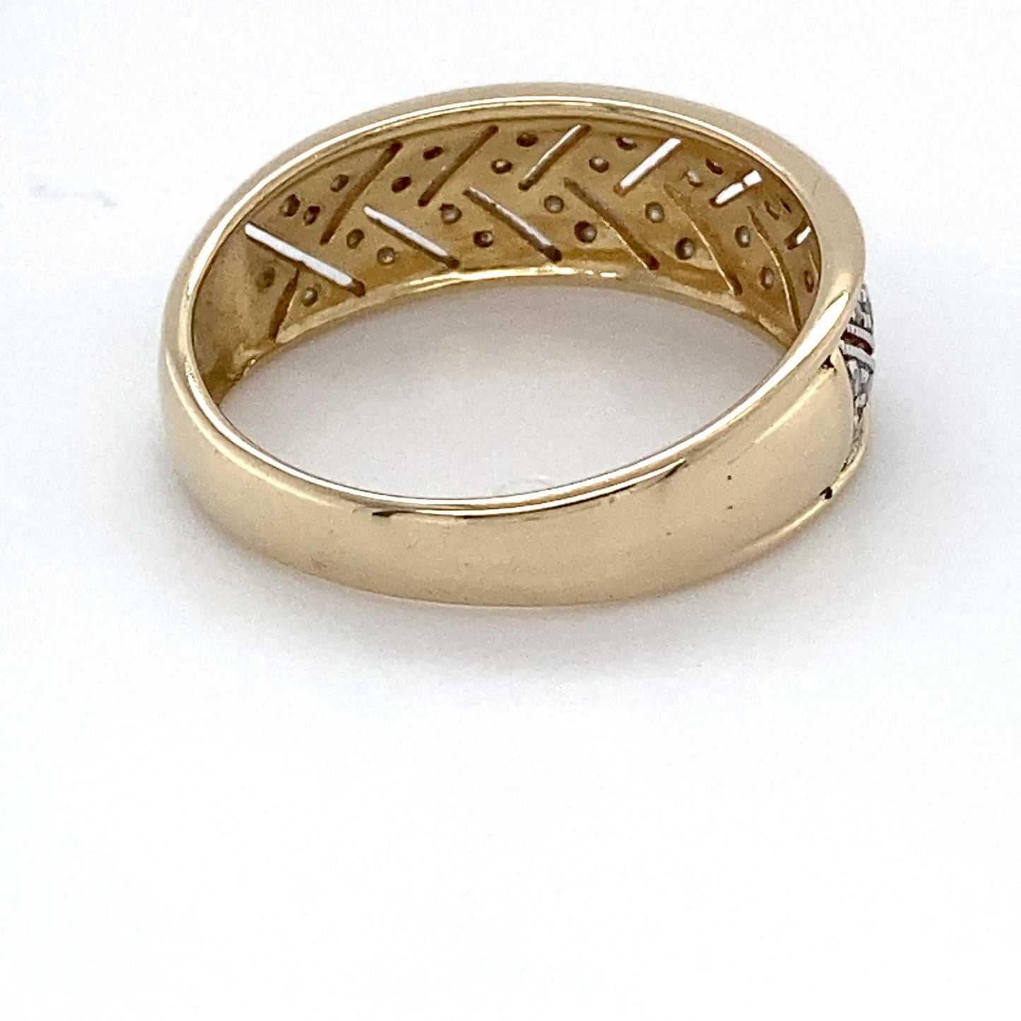14K Two-Tone Gold (White/Yellow) Diamond Ring; 0.15CTW; Size 9; 3.4g