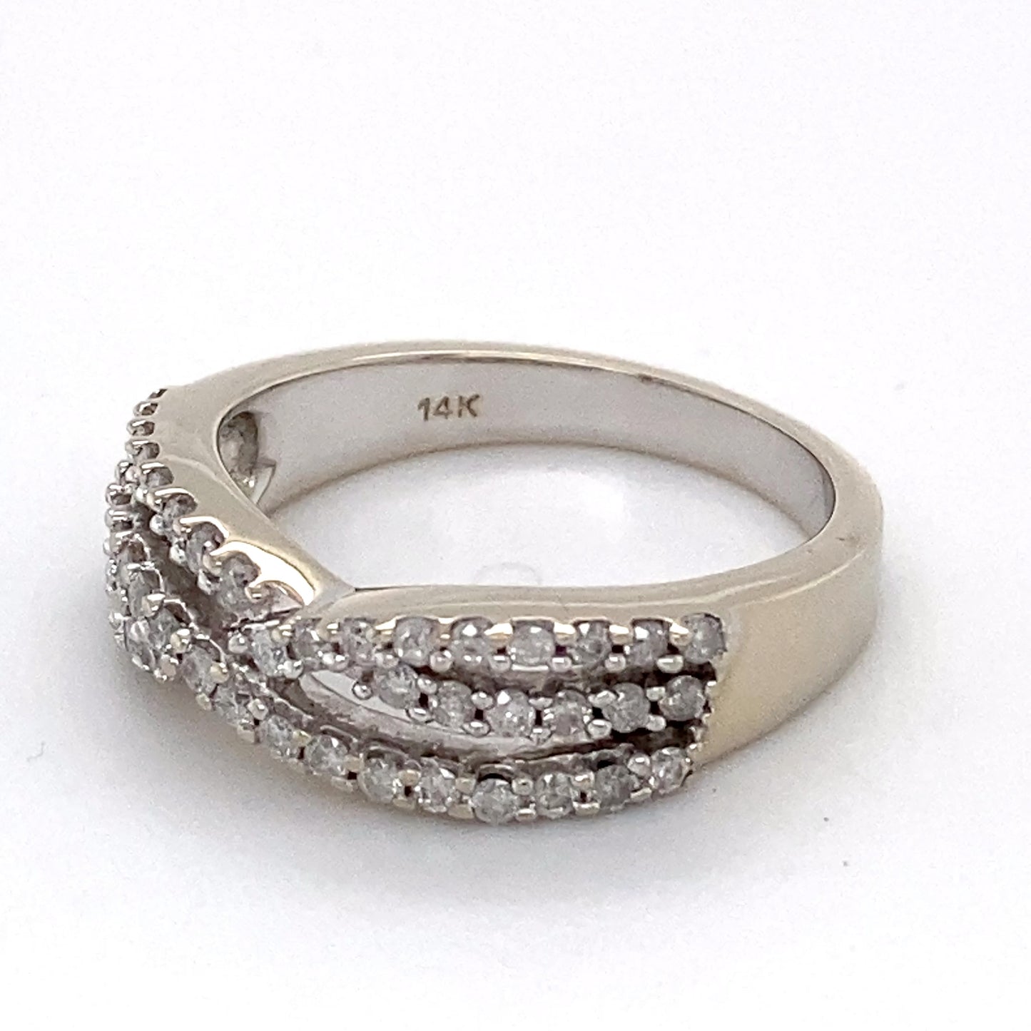14K White Gold Diamond Ring; 0.25CTW; Size 7; 4.6g