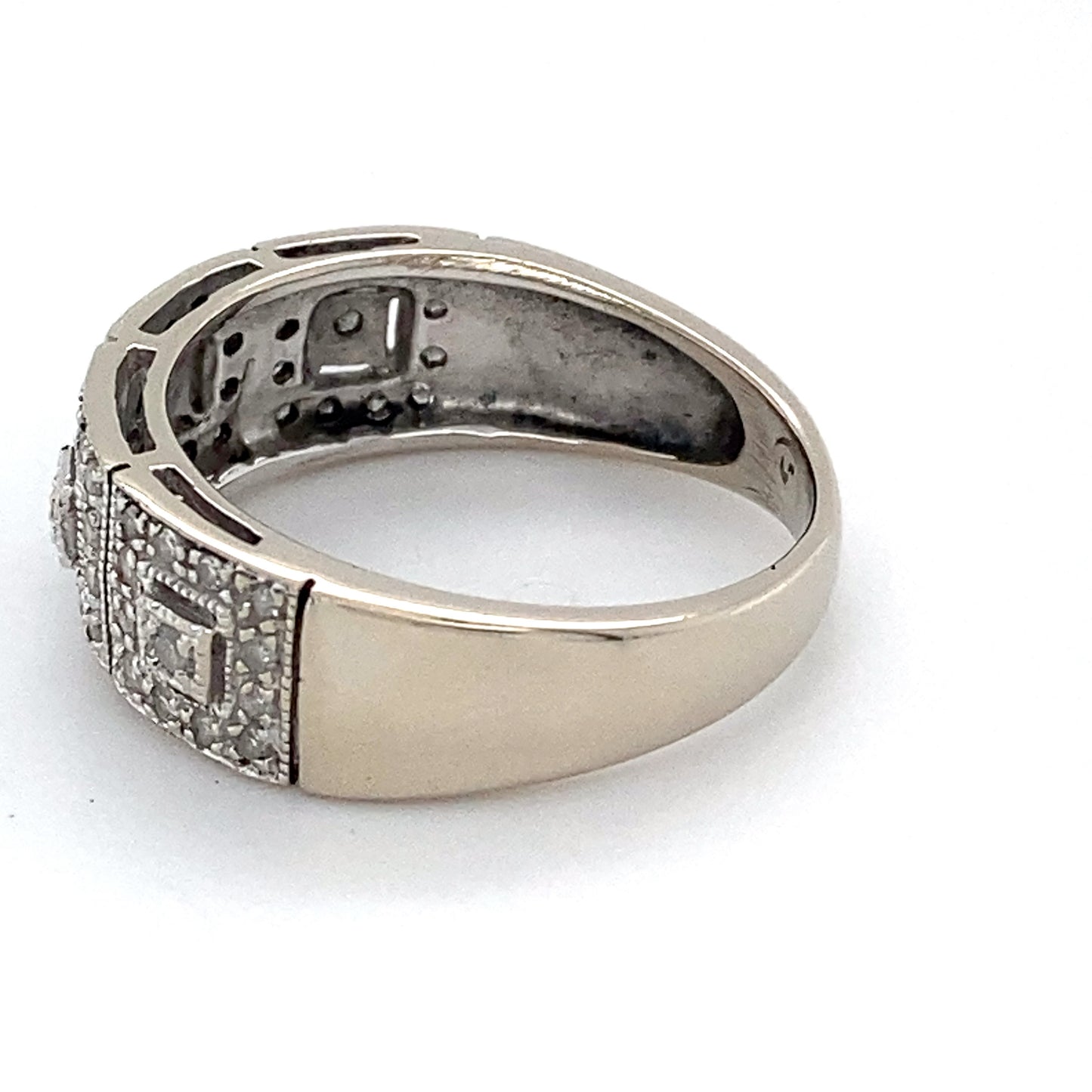 14K White Gold Diamond Ring; 0.20CTW; Size 7; 3.8g