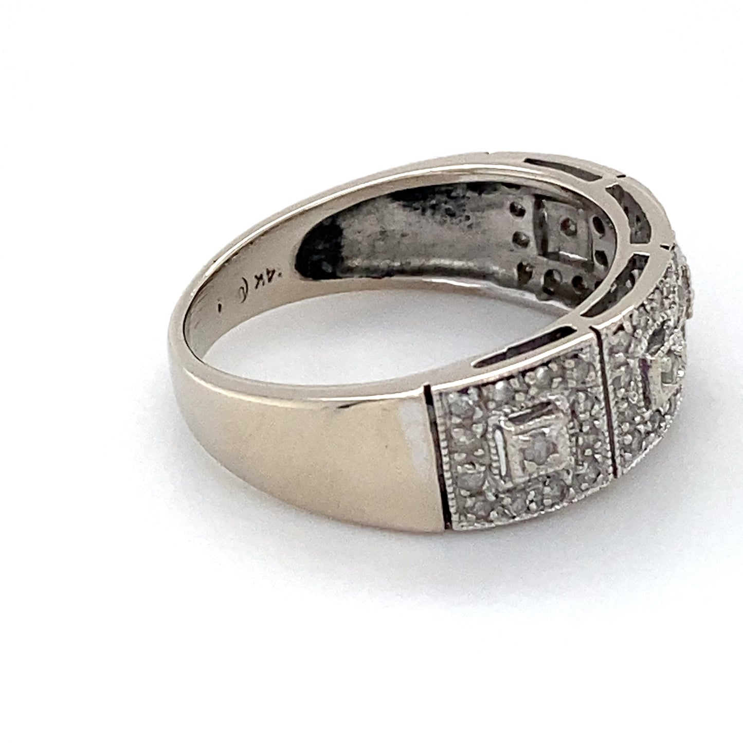 14K White Gold Diamond Ring; 0.20CTW; Size 7; 3.8g