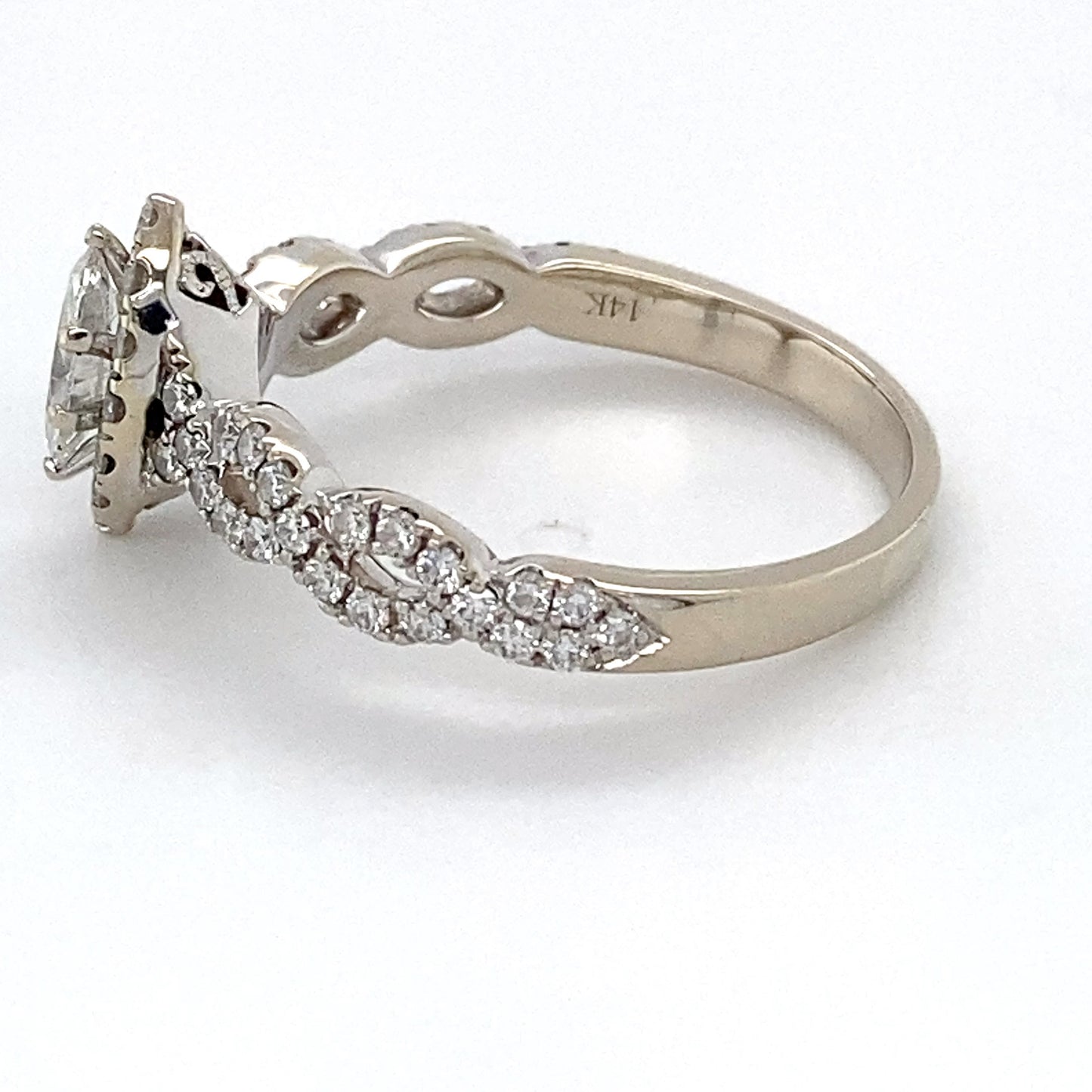 14K White Gold Diamond Ring; 0.56CTW; Size: 8; 2.5DWT