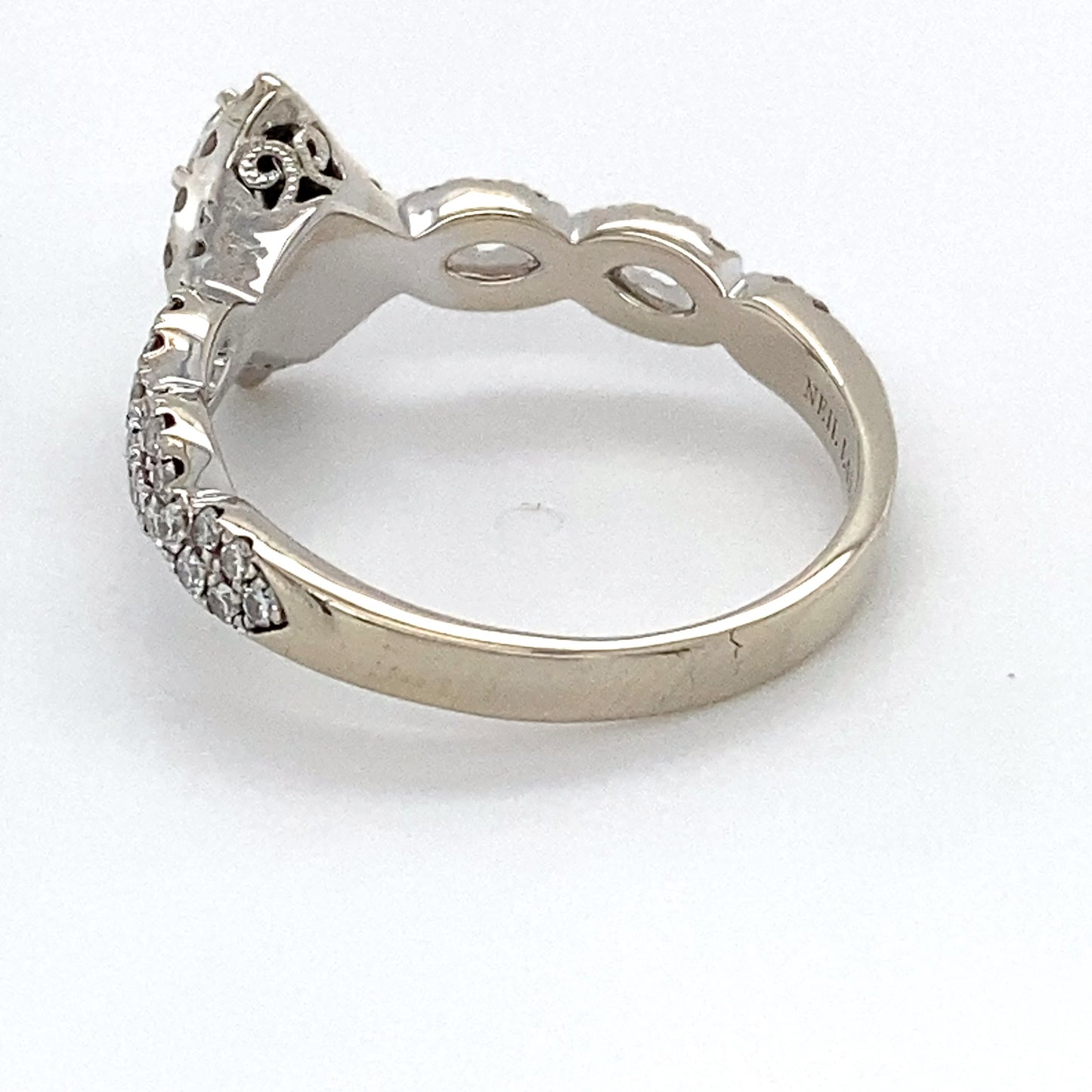 14K White Gold Diamond Ring; 0.56CTW; Size: 8; 2.5DWT