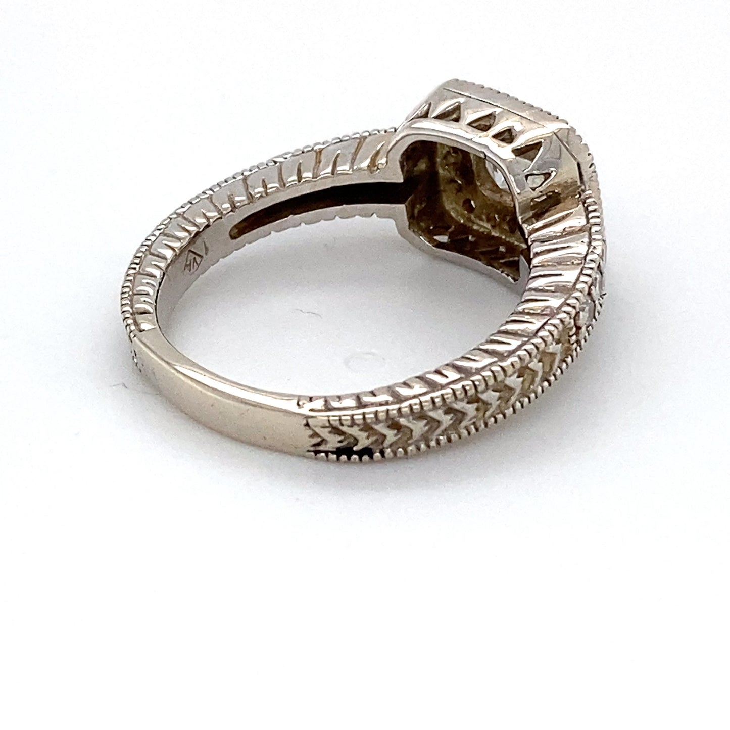 14K White Gold Diamond Ring; 1.01CTW; Size 8; 6.2g
