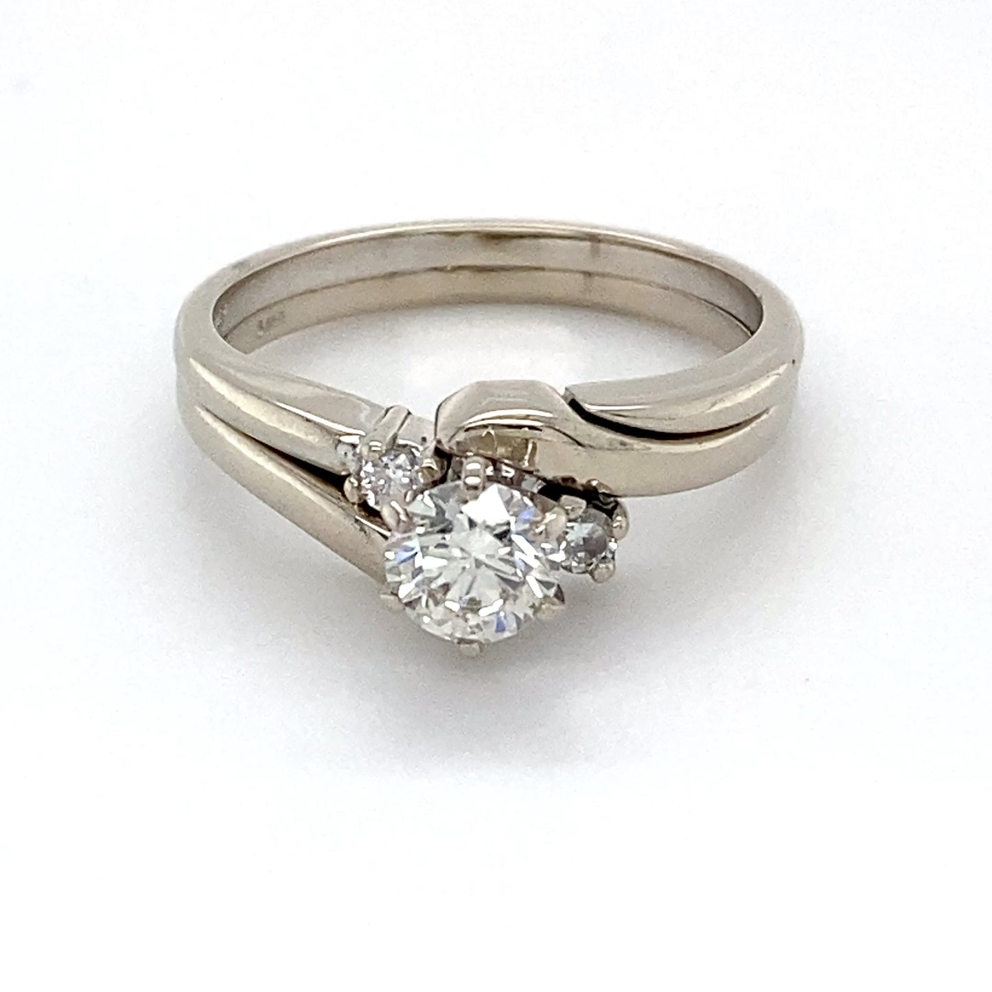 14K White Gold Diamond Stackable Ring; Size: 7; 4.4g