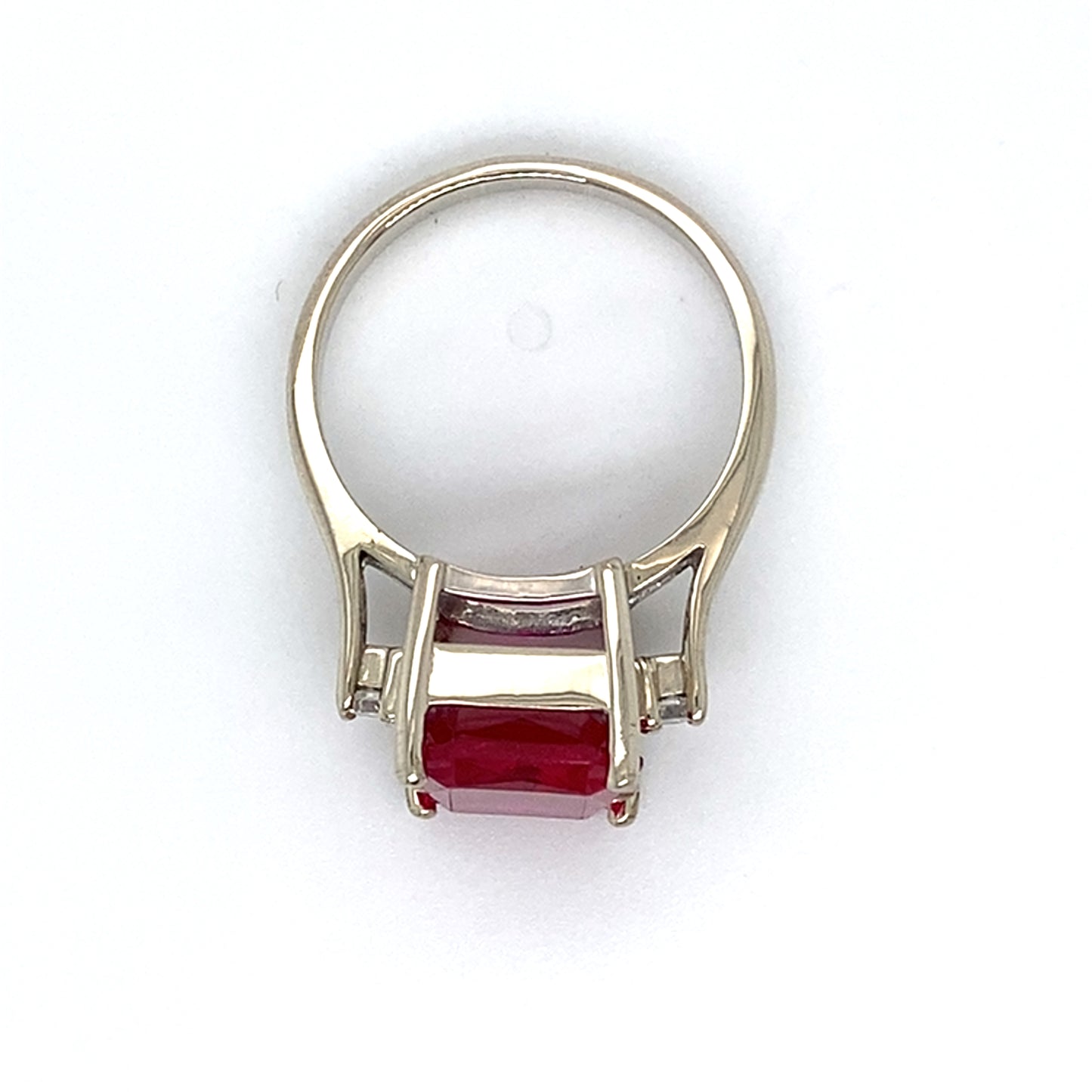 14K White Gold Ruby and Diamond Ring; 0.15CTW; Size 8; 6.1g