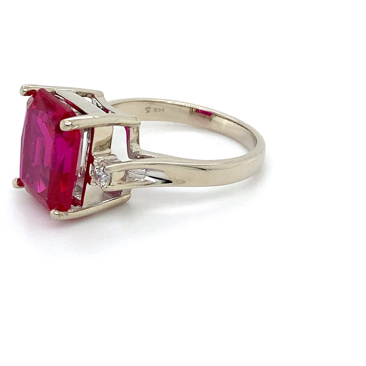 14K White Gold Ruby and Diamond Ring; 0.15CTW; Size 8; 6.1g