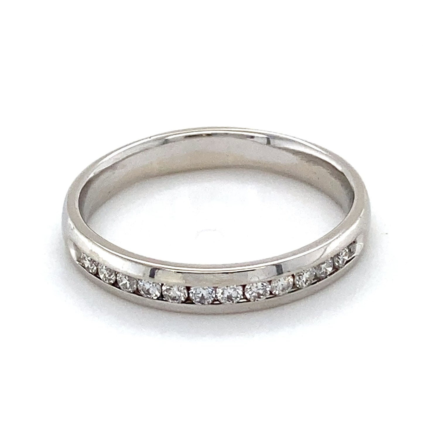 14K White Gold Diamond Ring; 0.15CTW; Size 8; 3.0g
