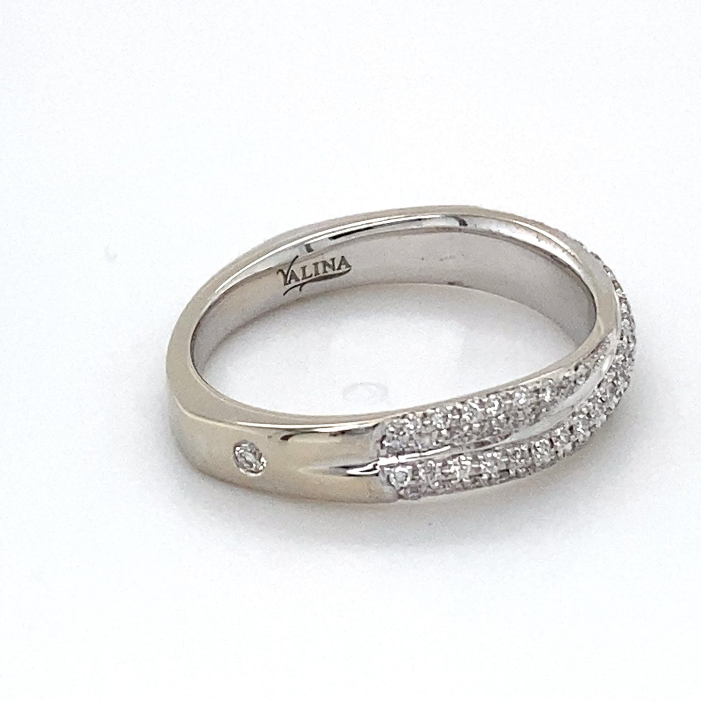 14K White Gold Diamond Ring; 0.25CTW; Size 7; 3.6g