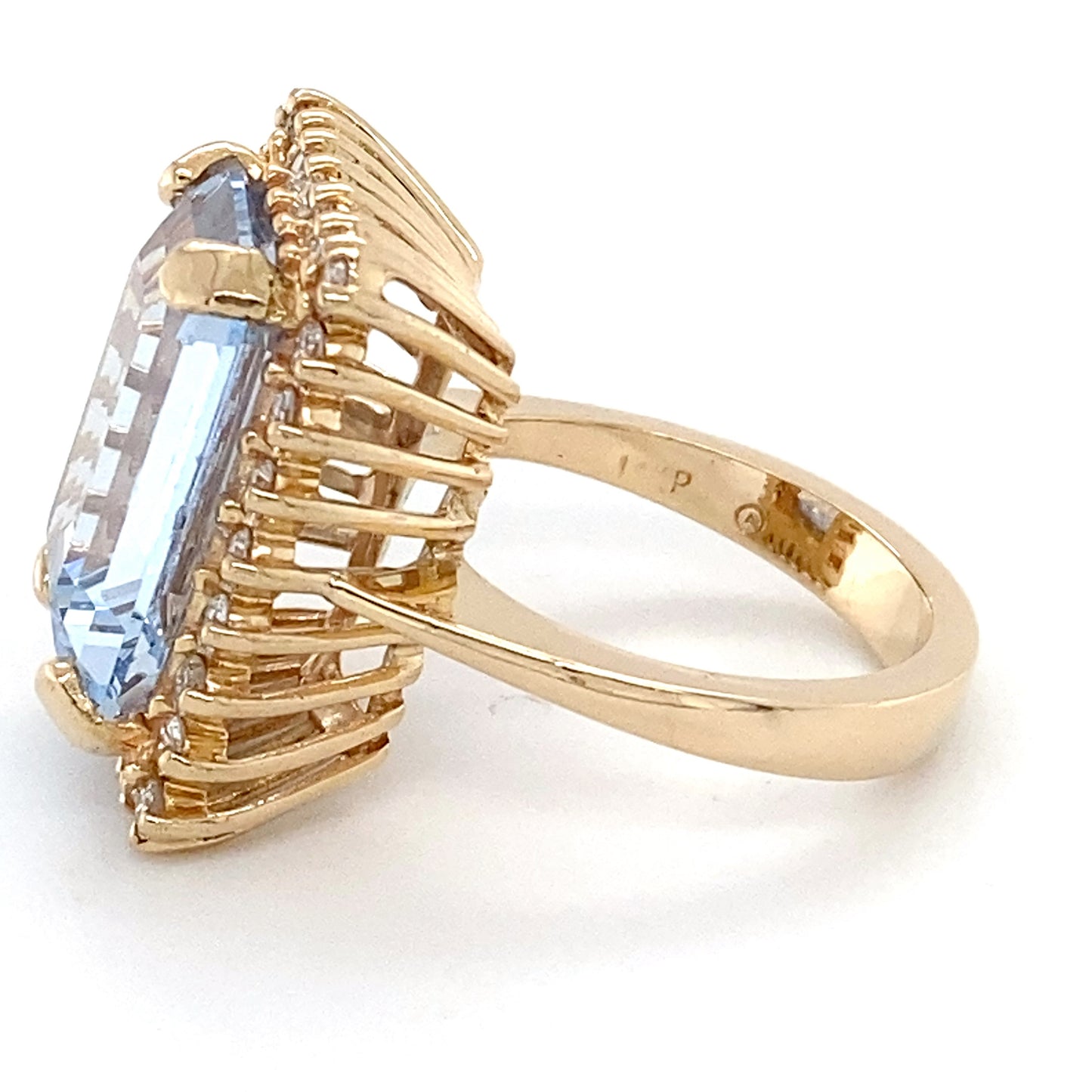 14K Yellow Gold, Blue Topaz & Diamond Ring; 0.28CTW; Size: 6.5; 9.7g