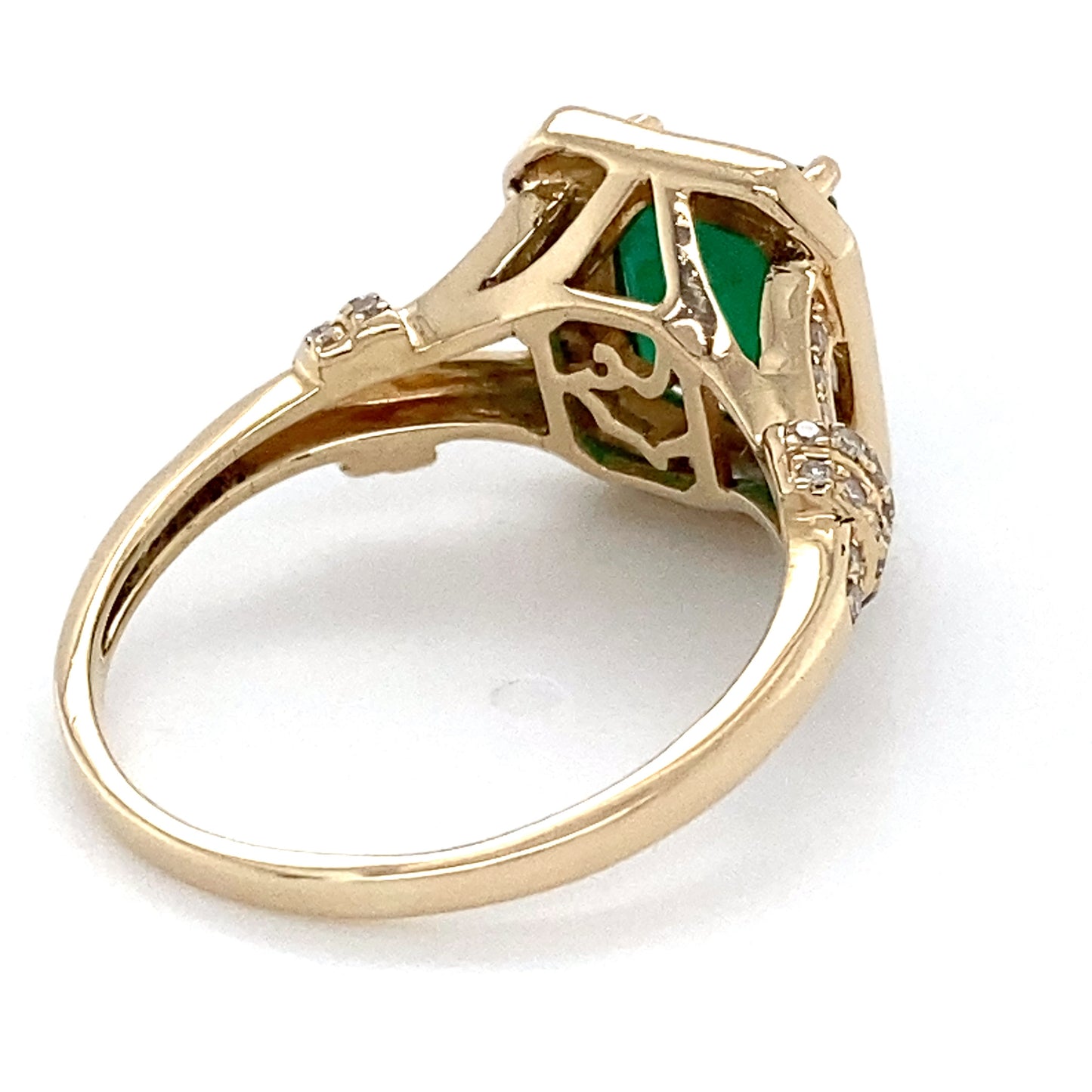 14K Yellow Gold Emerald & Diamond Ring; 0.34CTW; Size: 8