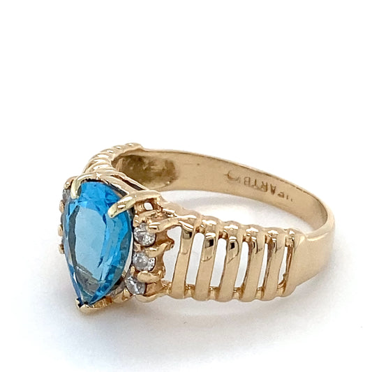 14K Yellow Gold Topaz & Diamond Ring; 0.05CTW; Size 6.5