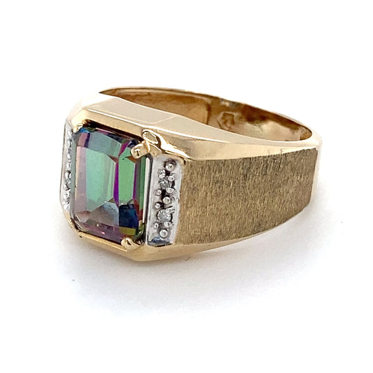 10K Yellow Gold Gentleman's Ring; 2.8DWT; Size 9