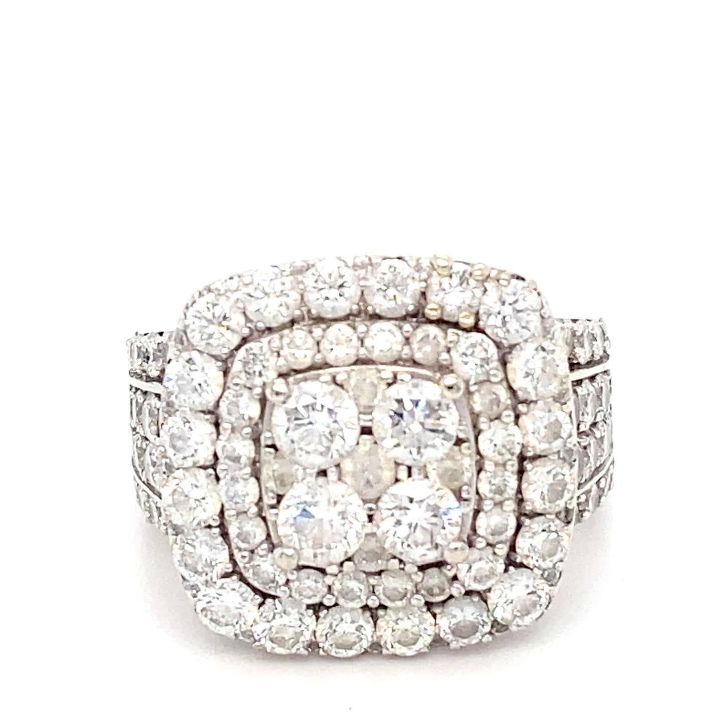 10K White Gold Diamond Anniversary Ring; 2.74 CTW; 5.4DWT; Size 7.5