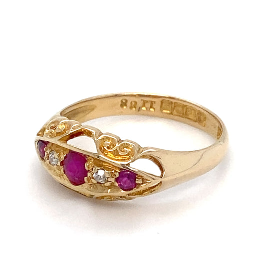 18K Yellow Gold Ruby & Diamond Lady's Ring; 1.8DWT; Size 7