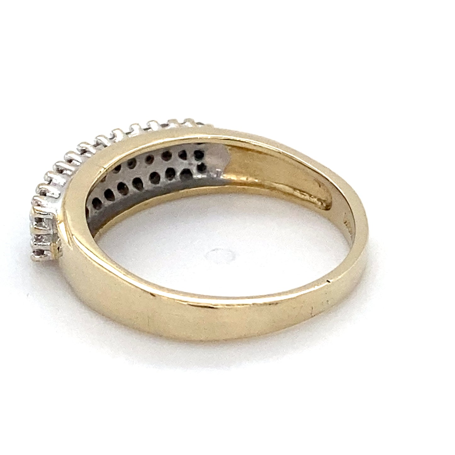 14K Yellow Gold & Diamond Gentleman's Ring; 2.1DWT; Size 7