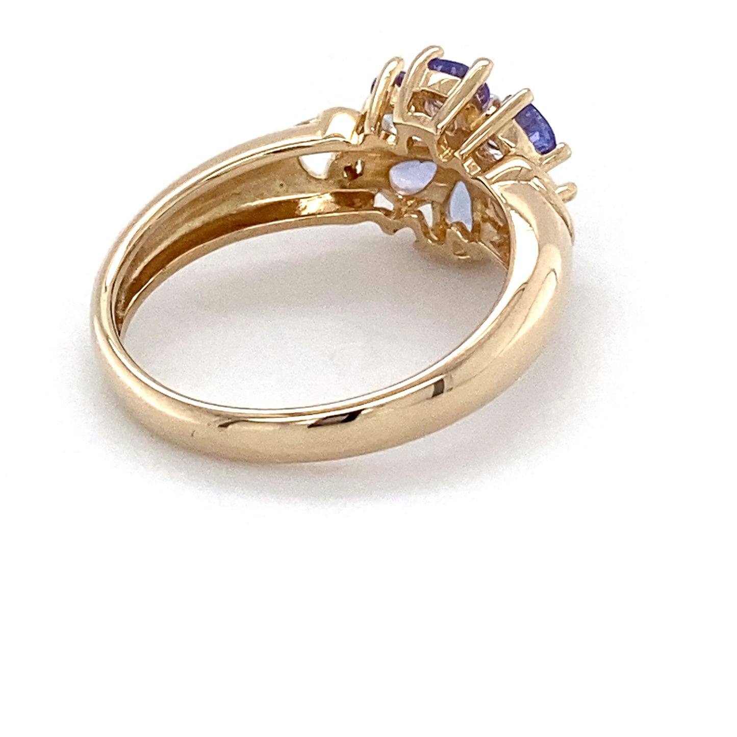 14K Yellow Gold Amethyst & Diamond Ring; 2.1DWT; Size 6