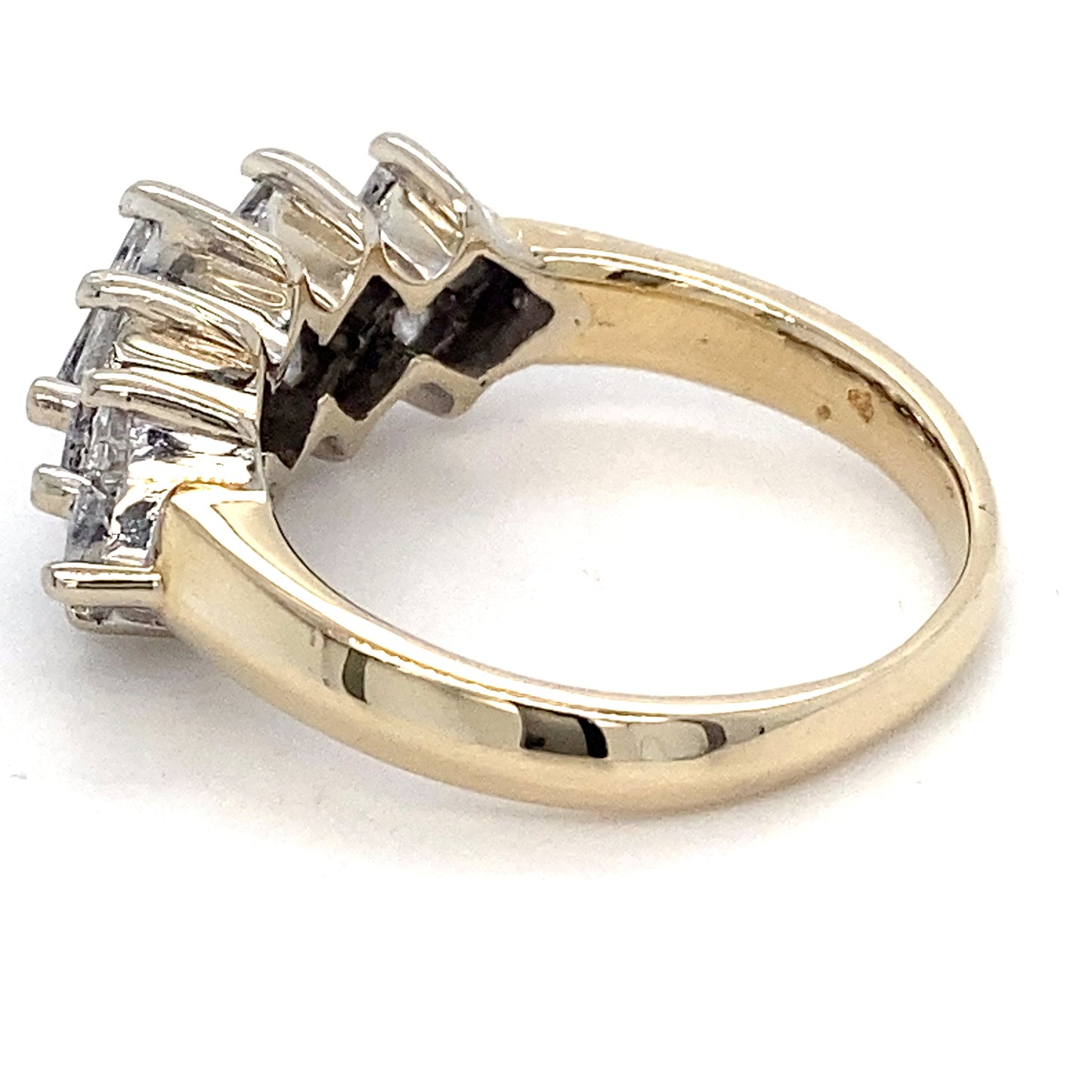 14K Yellow Gold Diamond Unisex Fashion Ring; 4.2DWT; 6.6g; Size 9