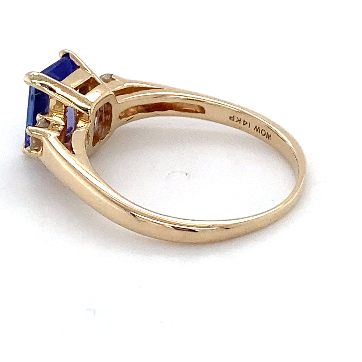 14K Yellow Gold Amethyst & Diamond Ring; 2.1DWT; Size 7