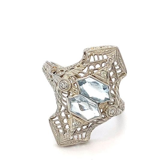 14K White Gold Aquamarine Ring; 2.4DWT; 0.82CTW; Size 8.5