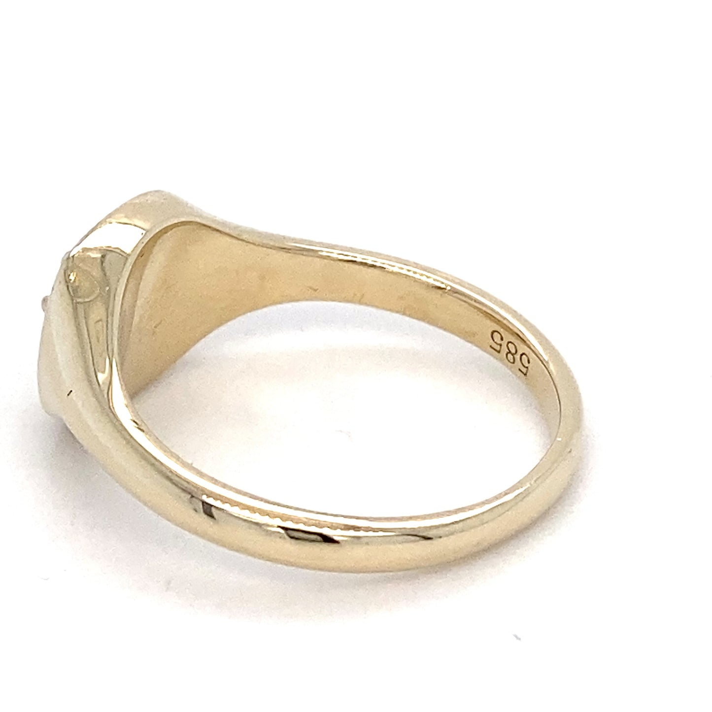 14K Yellow Gold Diamond Ring; 2.4DWT; 0.08CTW; Size 7.5