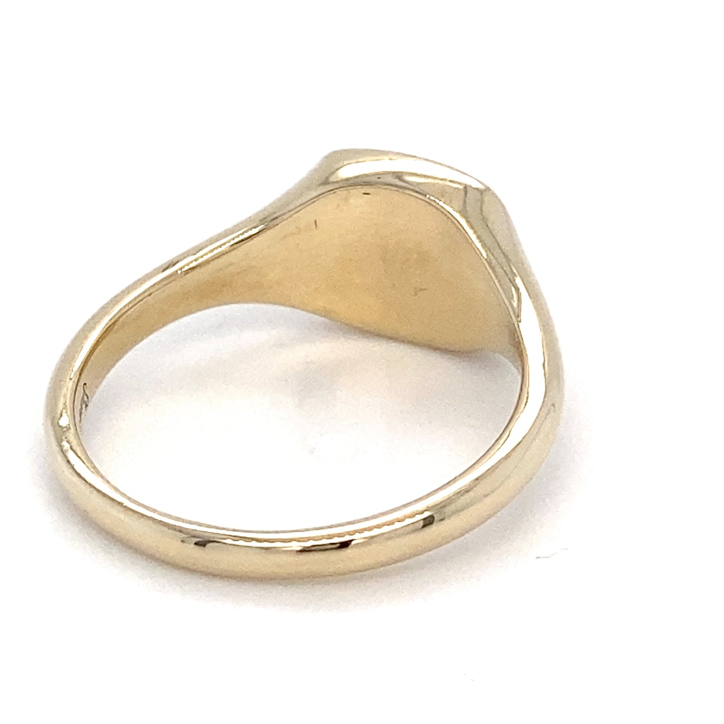 14K Yellow Gold Diamond Ring; 2.4DWT; 0.08CTW; Size 7.5