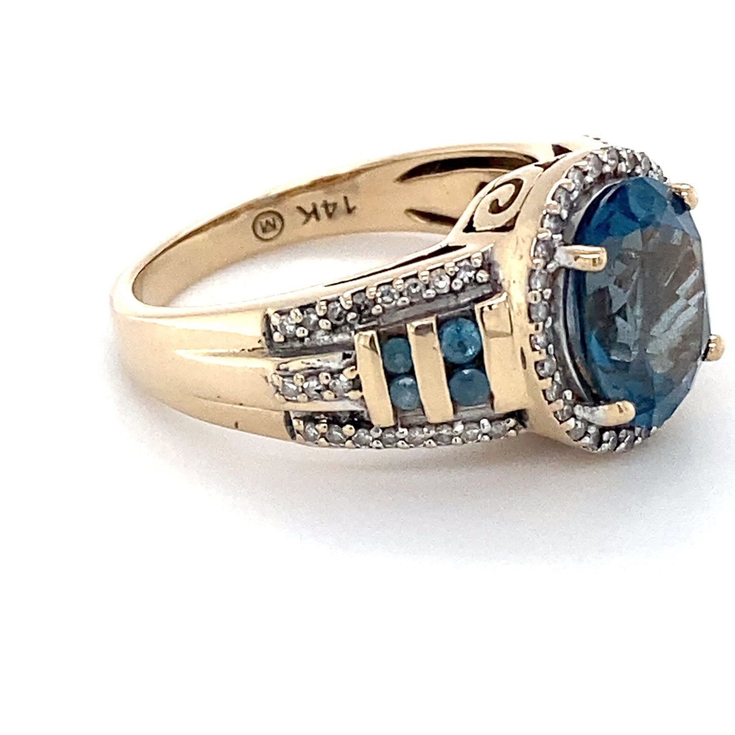 14K Yellow Gold Blue Topaz & Diamond Ring; 3.8DWT; Size 7