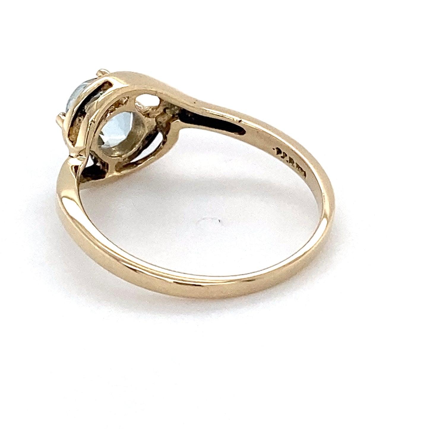 14K Yellow Gold Aquamarine Lady's Ring; 1.3DWT; Size 6
