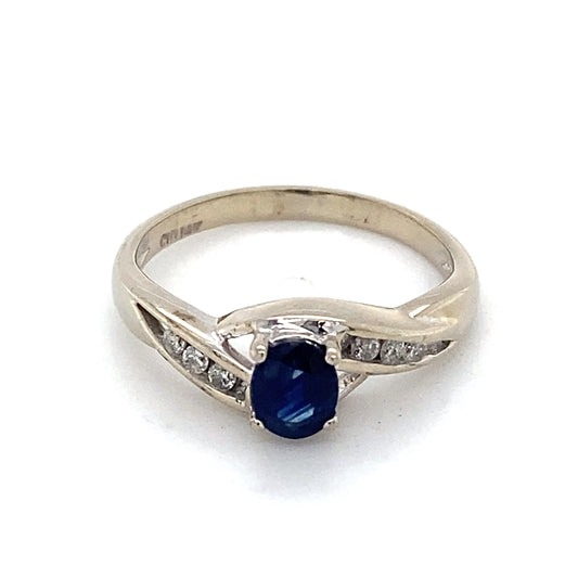 14K White Gold Diamond & Sapphire Ring; 1.4DWT; Size 5.5