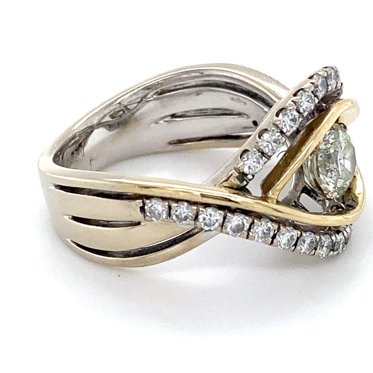 14K Yellow Gold Diamond Lady's Fashion Ring; 5.5DWT; Size 7.5