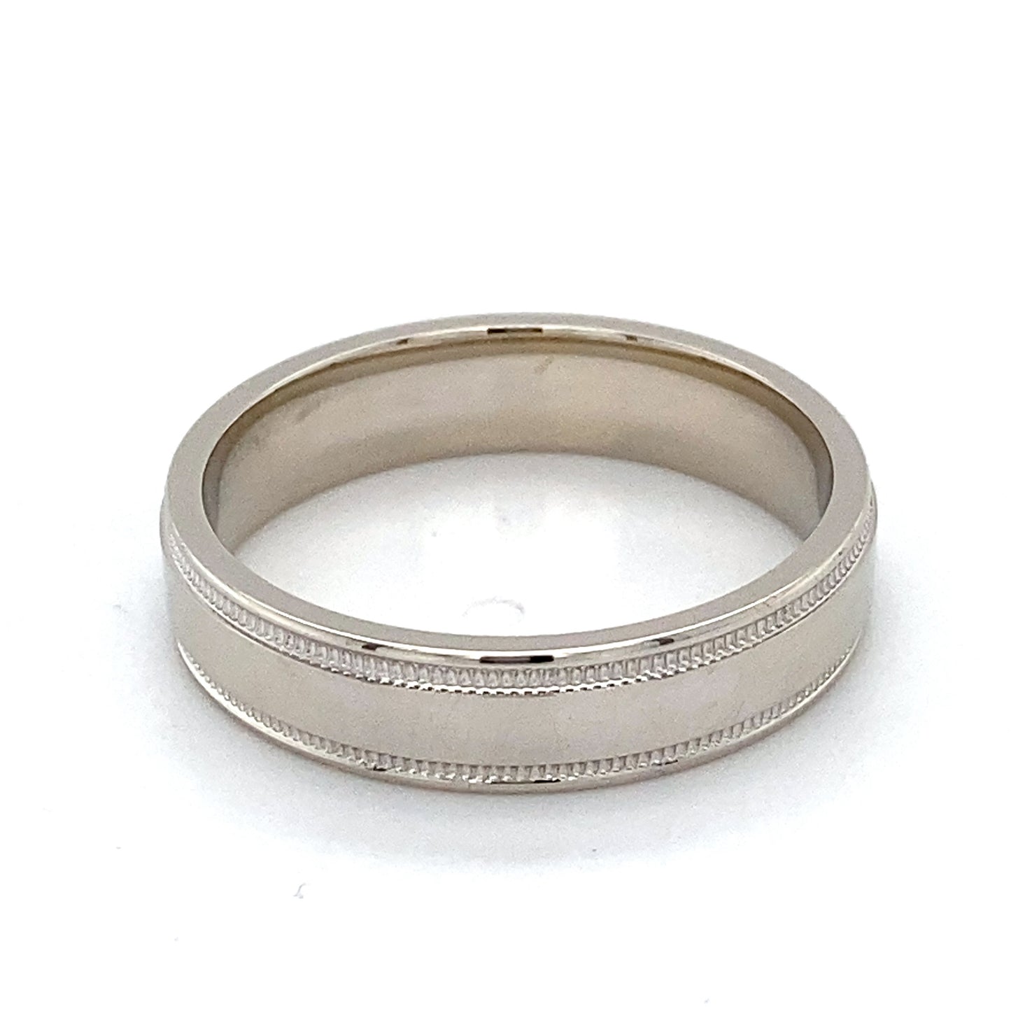 14K White Gold Gentleman's Fashion Ring; 4.0DWT; Size 10