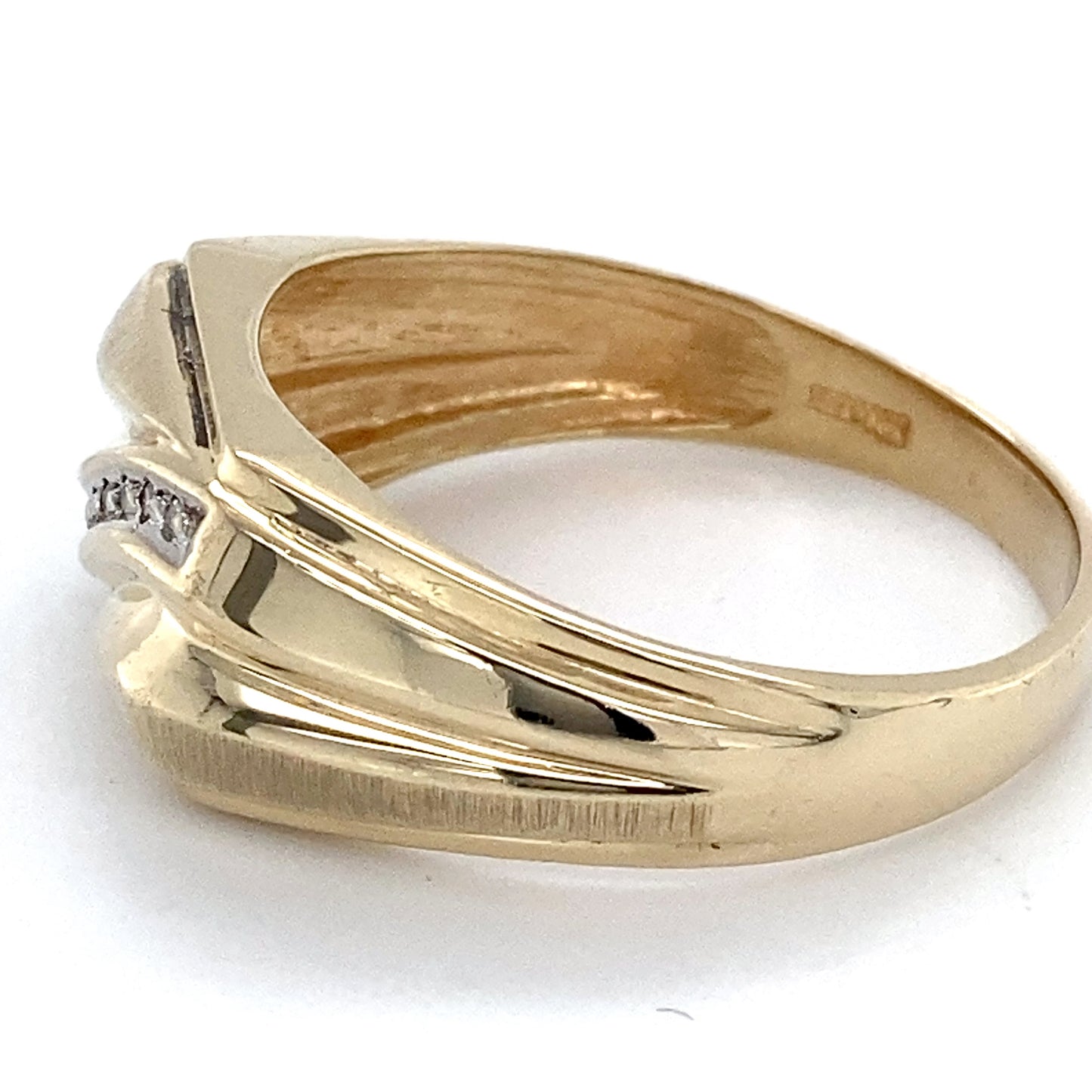 10K Yellow Gold Diamond Gentleman's Ring; 2.8DWT; Size 12.5