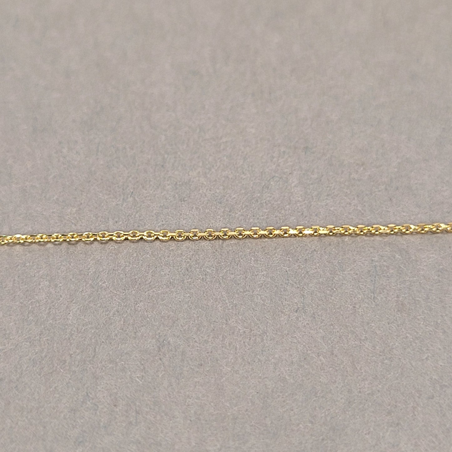 18" 14K Yellow Gold Chain & Solitaire Diamond Pendant; 1.6g