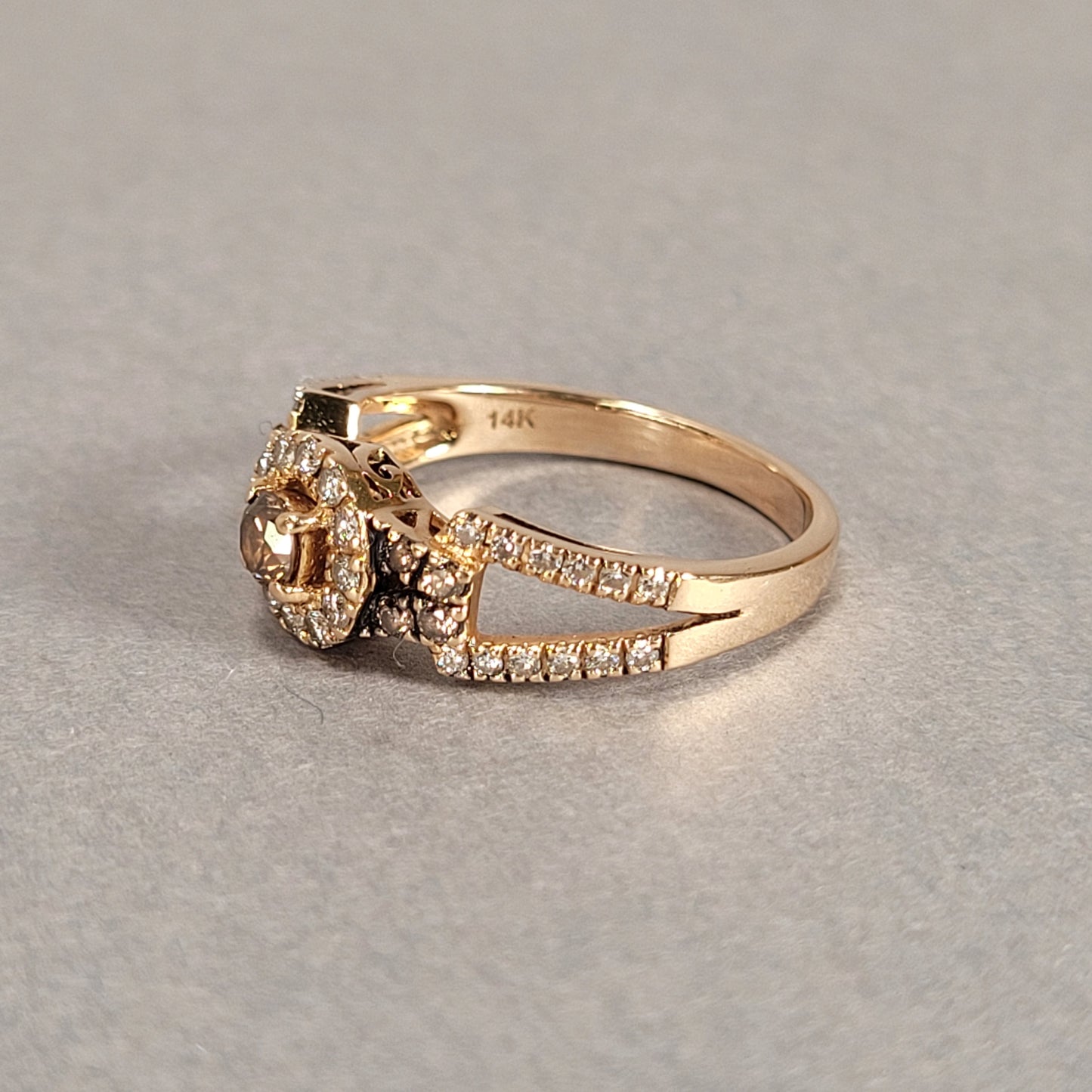 14k Rose Gold & Diamond Ring 3.4g