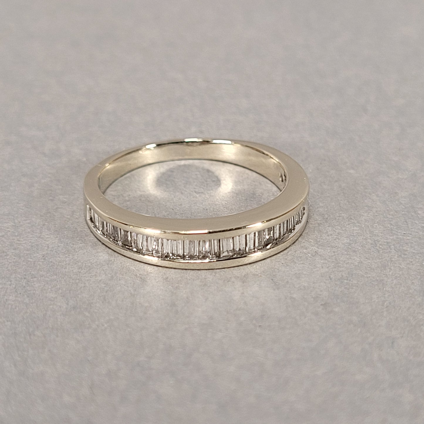 14K White Gold Ring with 31 Baguette-Cut Diamonds; 3.3g