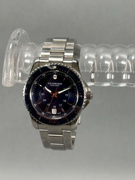 Victorinox Maverick 241609 Gentleman's Wristwatch