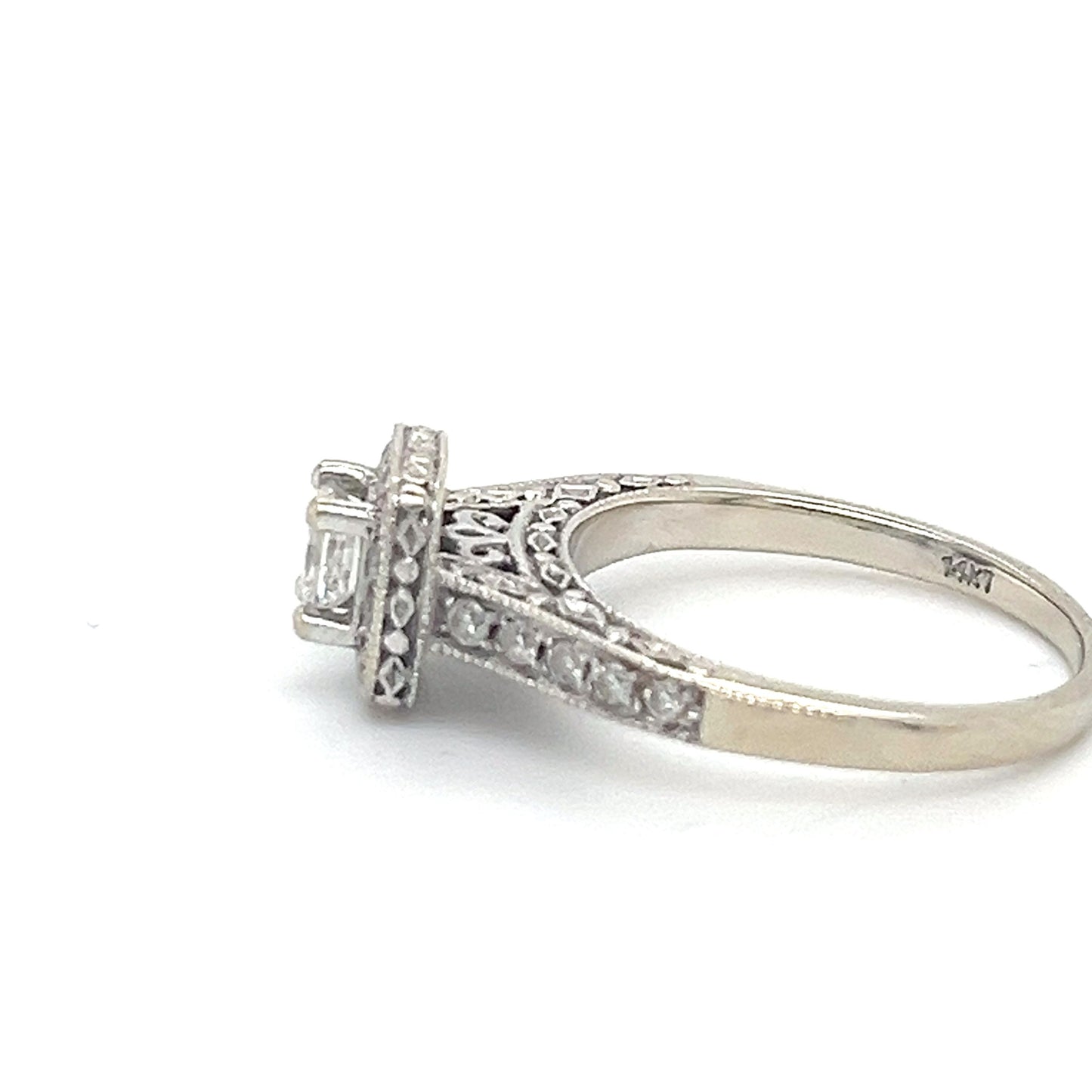 14K White Gold Diamond 0.44ctw Halo Engagement Ring; Size 5; 3.1g