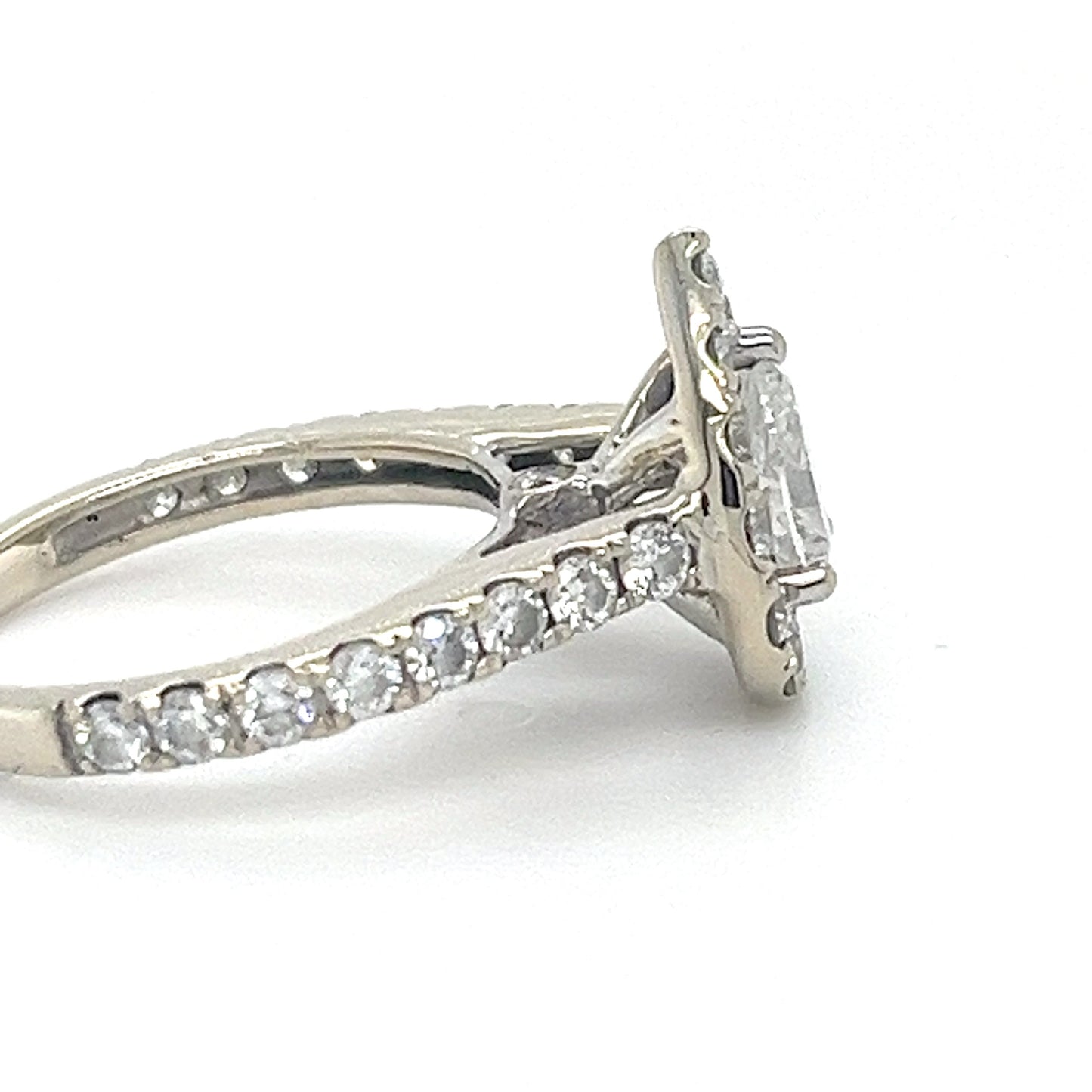 14K White Gold & Pear-Cut / Halo Diamond Ring; Size 5; 3.5 g