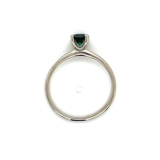 14K White Gold Green Gem Stone Lady's Fashion Ring; 1.2DWT; Size 7